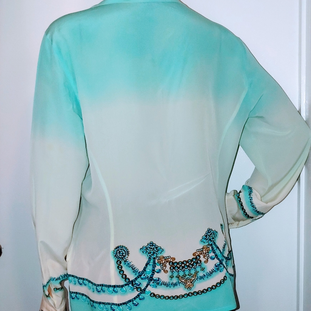 SOLD! ESCADA 36 6 SILK TEAL WHITE GOLD SCROLL SIGNATURE BUTTONS - Picture 7 of 10